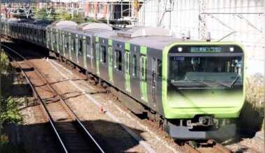 A passenger's smartphone caught fire on the Yamanote Line, four passengers who escaped to the tracks were injured and transported to hospital... All lines resumed operation