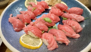 Sushi night family style 😂