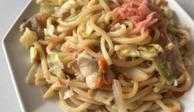 Made some yakiudon with pork, dried shrimp, and vegetables