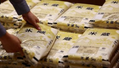 As rice shortage hits donations, food banks urge politicians to tackle poverty
