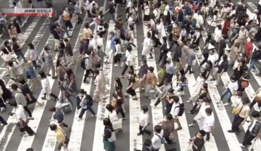 Number of Japanese people declines by over 900,000 for the first time