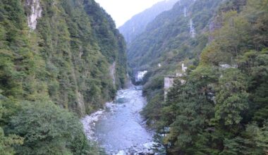 A scenic train ride around the Kurobe Gorge, Toyama Prefecture