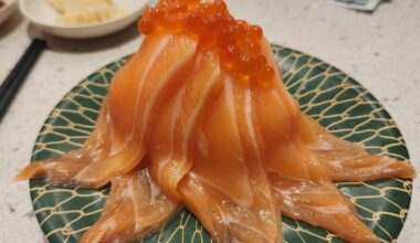 Salmon Special at Sushi Express Plus in Taipei