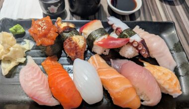 $30(Canadian)nigiri combo