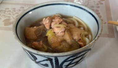 Ojiichan’s udon and kenchinjiru