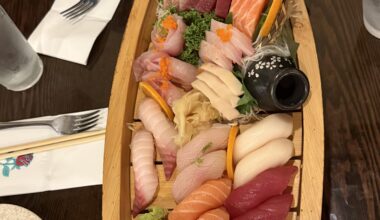 Sushi boat for two
