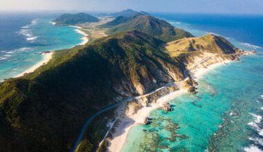 Independent glows about Okinawa