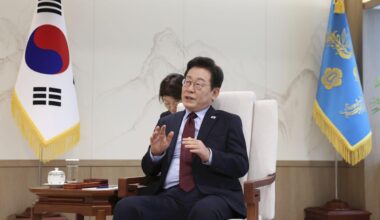 South Korean President Vows to Uphold Agreements with Japan on Comfort Women, Wartime Workers