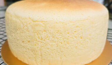 Japanese Cheesecake! 🍰 One of my favourite cakes, super creamy and melts-in-the-mouth, just the texture I was going for! Yay ✌🏻❤️