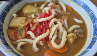 Curry beef udon
