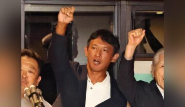the LDP struggles in local elections. The incumbent mayor of Yatsushiro City Kumamoto Prefecture was defeated by a large margin by a right wing Inshin No Kai candidate, signaling a serious shift away from the LDP.