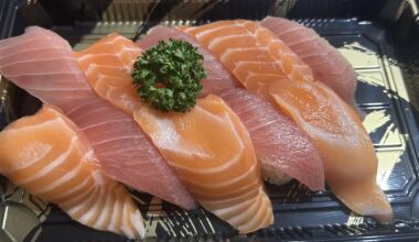 Sushi takeout