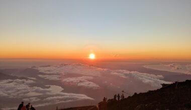 Sunrise seen from the summit of 🇯🇵Mount Fuji.