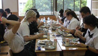 "It's like being in an anime world," exclaimed visitors to Japan! Visitors can attend "Kimi no Koukou" school to experience attending a Japanese school