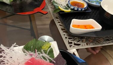 今晩のご飯〜Aldiのアヒツナで刺身定食