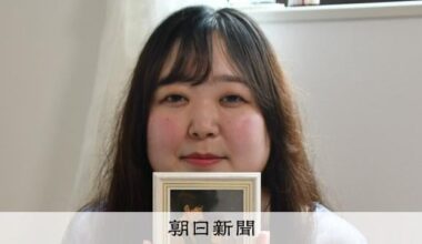 A woman who "married" an AI spends most of her free time talking to him: "I'm happy"