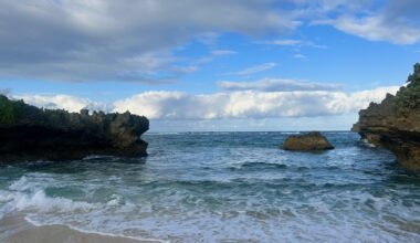can’t beat okinawan beaches 🏝️🌺