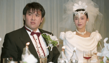 Keiji Mutoh and his wife in their wedding, 1992