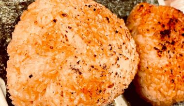 Ever had yaki onigiri? 🍙🔥 Japan’s crispy grilled rice balls that smell like home.