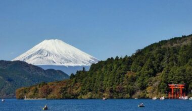 2018 Mt Fuji from Ashinoko.