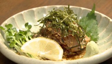 Some restaurants in Hakata stopped serving Hakata specialty dish, "sesame mackerel" due to increase in number of the parasite Anisakis. Possible cause for the increase maybe rising seawater temperatures and changes in ocean currents