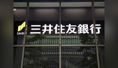 Sumitomo Mitsui Banking Corporation makes it mandatory for male employees to take one month parental leave, offering 50,000 yen in bonuses to employees and their colleagues
