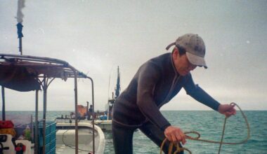 Seaweed gathering off Kumejima (2024)