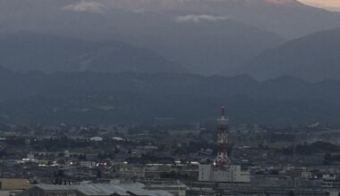 Another sunset picture, this time from Toyama City Hall Observatory of Mt Yakushi (9600 ft) 24 miles to southeast being lit up by the setting sun.