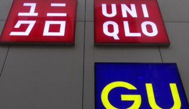 Clothing, footwear spending in Japan in 2024 halved from bubble-era period