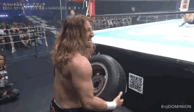 Clark Connors “tires” out Don Fale!