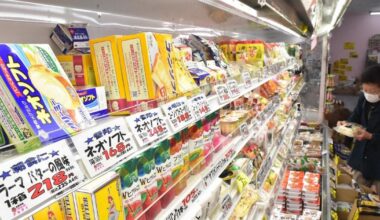 Japan's core consumer prices in August rise 2.7% on year