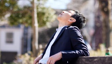 The difference between the Showa era, when people could get married even if they weren't in love, and the Reiwa era, when neither love nor marriage is possible