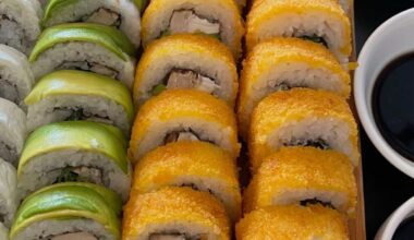 Does anyone else think that sushi looks better in color duos? What do you think?