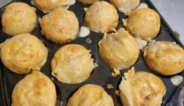 Bought a takoyaki pan and made takoyakis 🐙