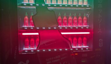 What's your favourite irregular neighborhood vending machine? (Kita Koenji)