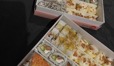 had this sushi set for dinner earlier, it was so delicious