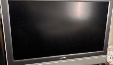 I need to get rid of a TV. Free to a good home (Or like buy me a beer)