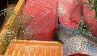 A harmony of fresh ingredients — fish, roe, shrimp, and tamagoyaki