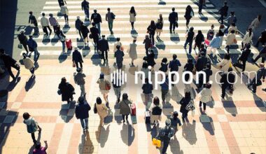 Following Takichi's Taiwan comments, 4 Chinese naval vessels have violated Japanese territorial waters around the Senkaku Islands.