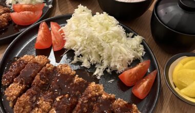 Homemade tonkatsu, simple but delicious