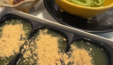 Warabimochi, matcha icecream with redbean