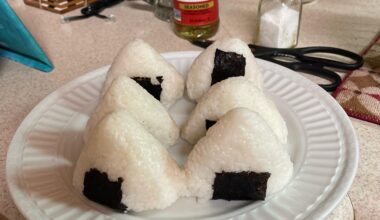 Second attempt onigiri.