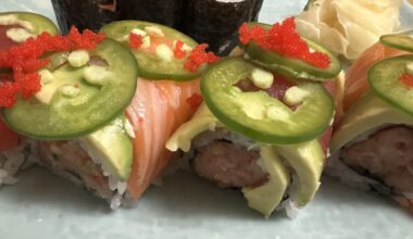 Love the spicy rolls!