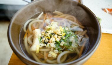 Udon warms the body in the morning.