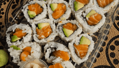 Salmon avocado - my favourite 😍