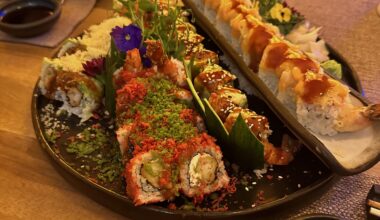 Dragon roll was the BEST, just look at this plate pure perfection