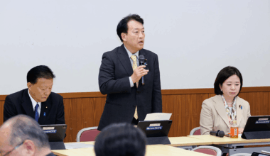 Residents, do you think Japan's immigration policy has become overall more restrictive over the years?