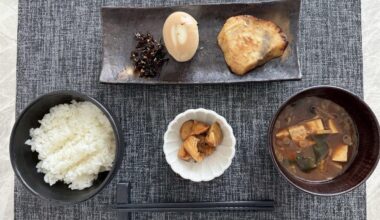 [homecooked] Grilled miso-marinated fish with rice, miso soup, and sides
