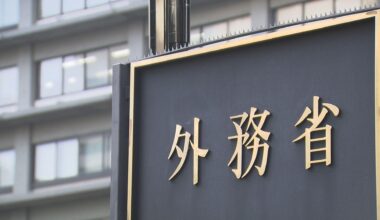 Japan sends Director-General of Foreign Affairs to China today - likely to open dialogue again