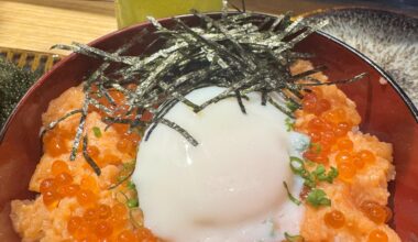 Had this salmon rice bowl today and it was so satisfying 🍚